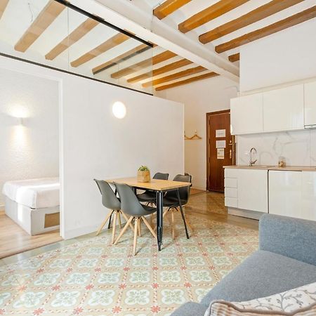 Flateli Borrell Apartment Barcelona Bagian luar foto
